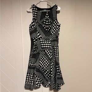 Eva Franco houndstooth print sleeveless ruffle hem Dress Size 6